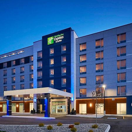 Holiday Inn Express & Suites Windsor East - Lakeshore By Ihg Tecumseh Exterior foto