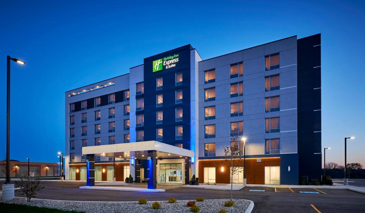 Holiday Inn Express & Suites Windsor East - Lakeshore By Ihg Tecumseh Exterior foto